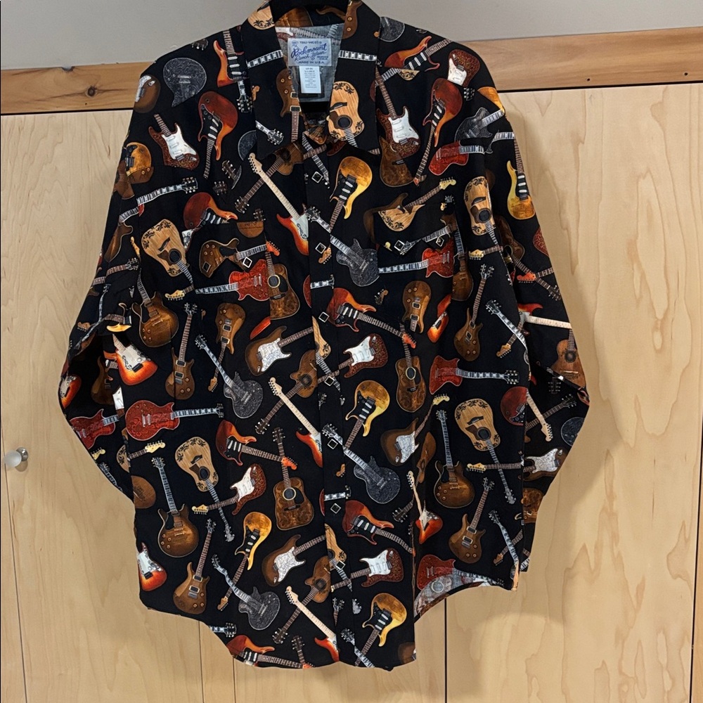 Rockmount Men’s electric guitar print western shirt size XL Relaxed fit‎